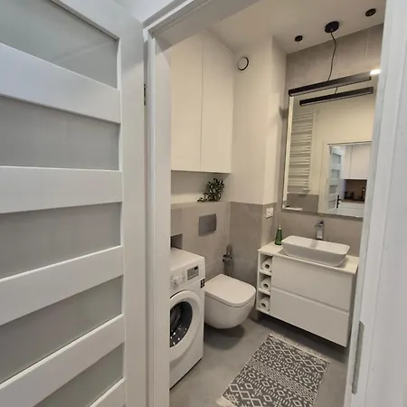 Apartment Zacisze 4 *